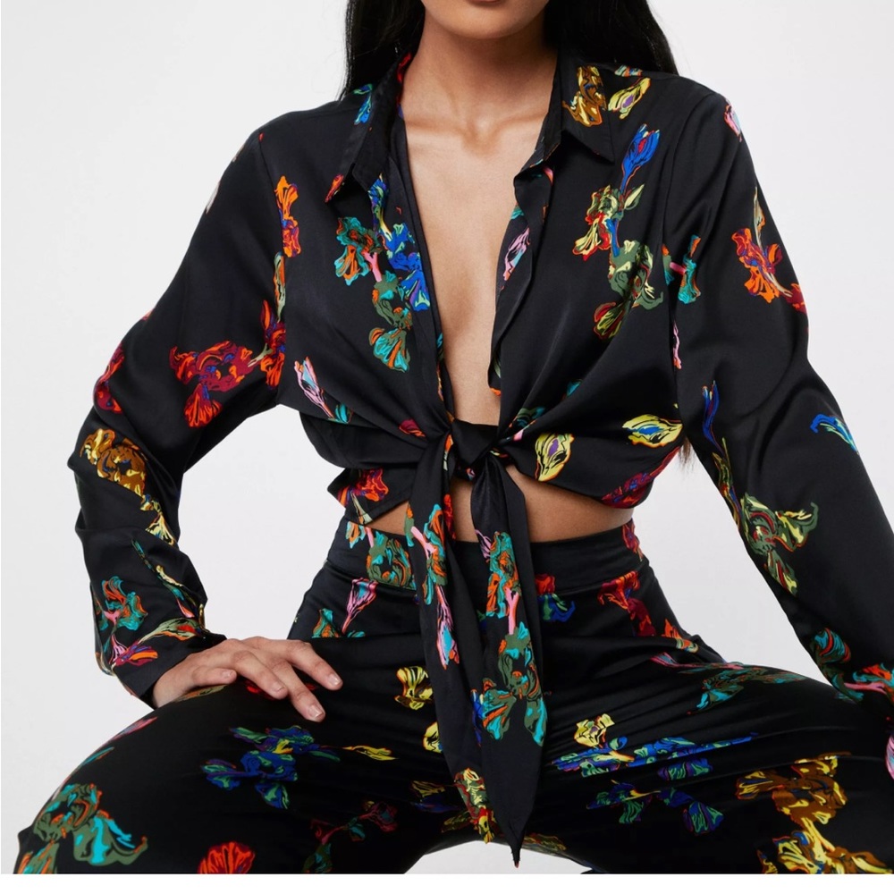 Cropped Floral Tie Front Shirt